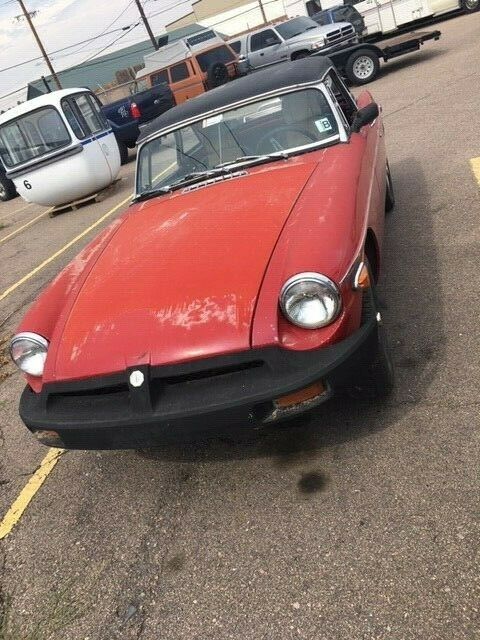 MG MGB 1976 image number 11