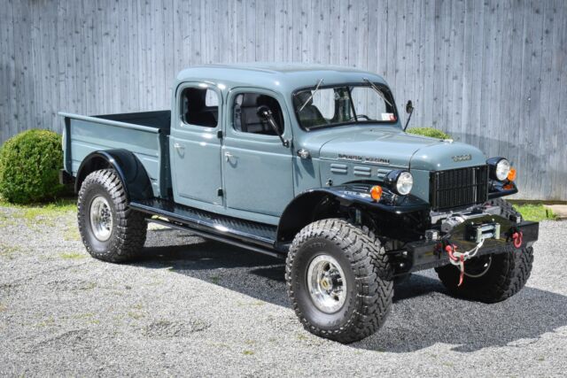 Dodge Power Wagon 1945 image number 1