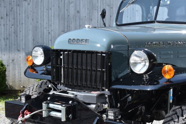 Dodge Power Wagon 1945 image number 35