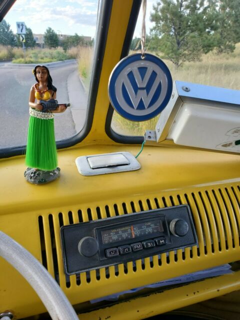 Volkswagen Bus/Vanagon 1974 image number 26