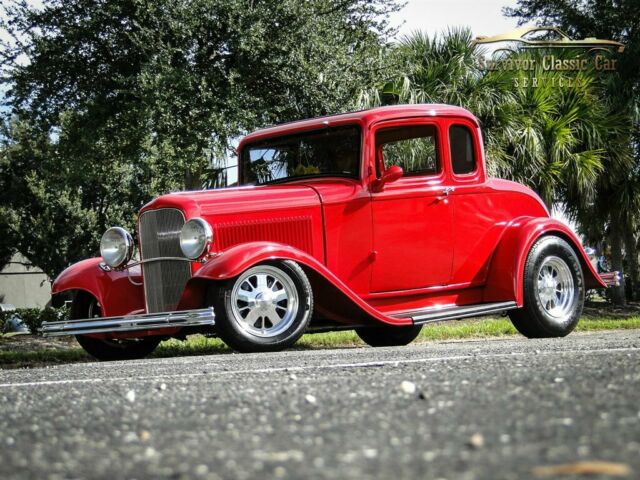 Ford 5-Window Coupe 1932 image number 0