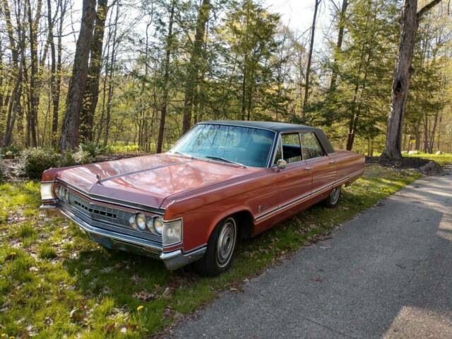 Chrysler Imperial 1967 image number 22