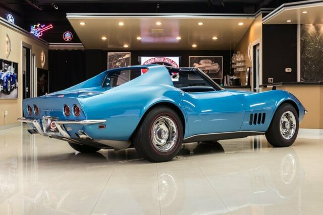 Chevrolet Corvette 1968 image number 10