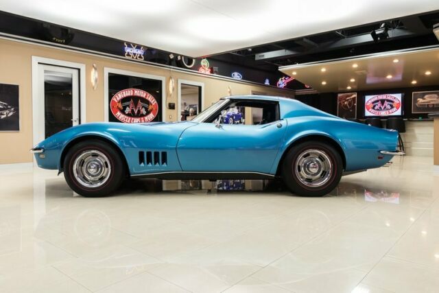 Chevrolet Corvette 1968 image number 16