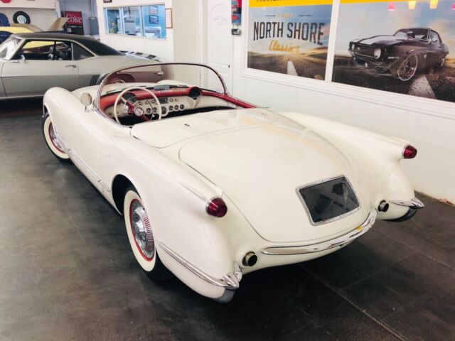 Chevrolet Corvette 1954 image number 18