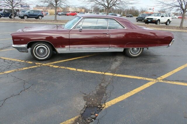 Pontiac Grand Prix 1966 image number 1