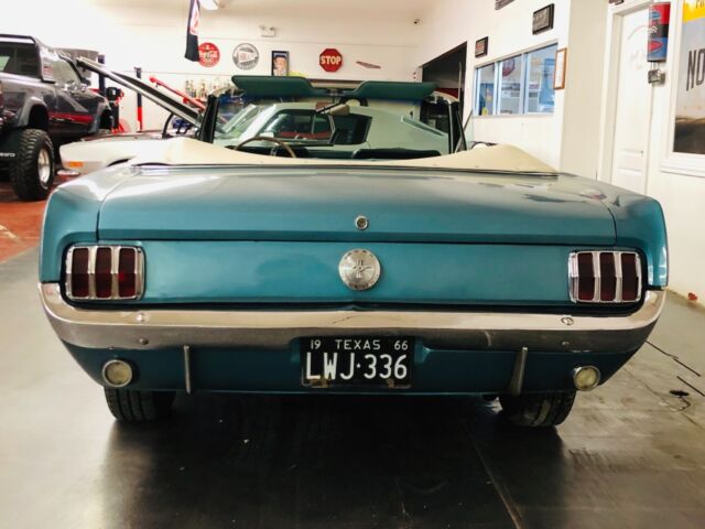 Ford Mustang 1966 image number 2