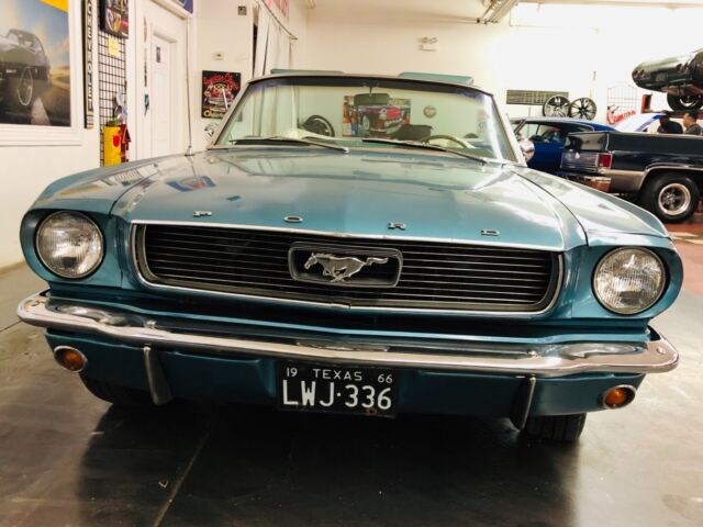 Ford Mustang 1966 image number 30