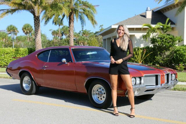 Oldsmobile Cutlass 1971 image number 0