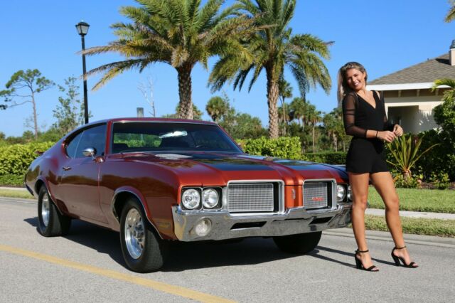 Oldsmobile Cutlass 1971 image number 1