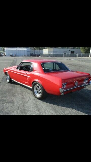 Ford Mustang 1967 image number 22