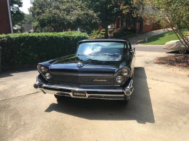 Lincoln Continental 1959 image number 4