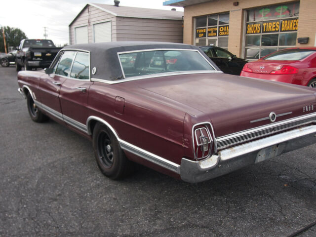 Ford LTD 1967 image number 27