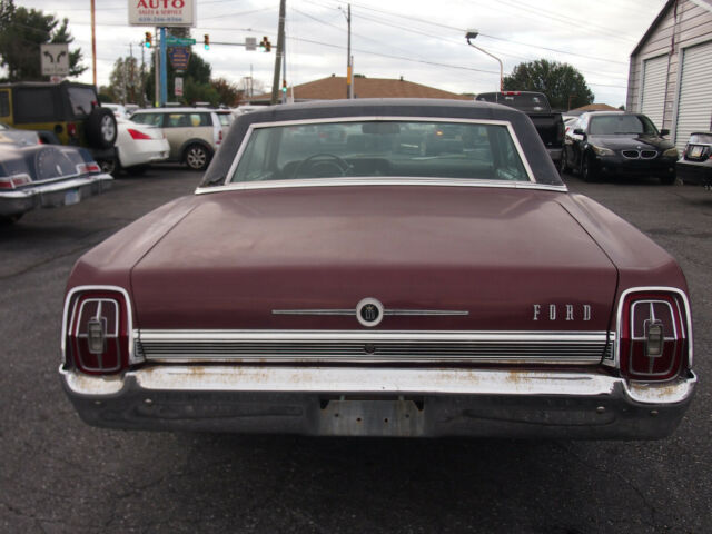 Ford LTD 1967 image number 28