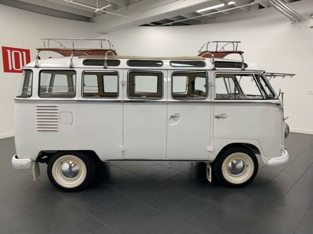 Volkswagen Bus/Vanagon 1960 image number 3