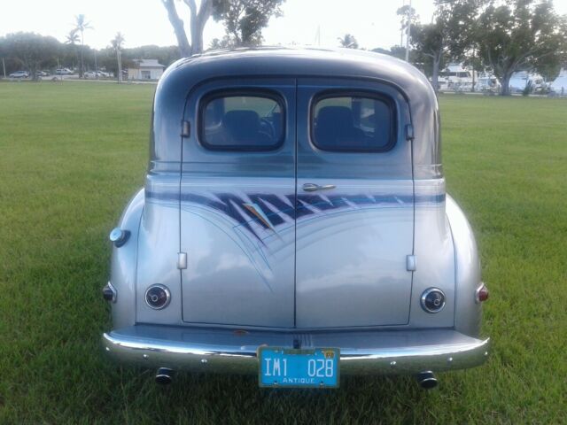 Dodge Panel van 1941 image number 5