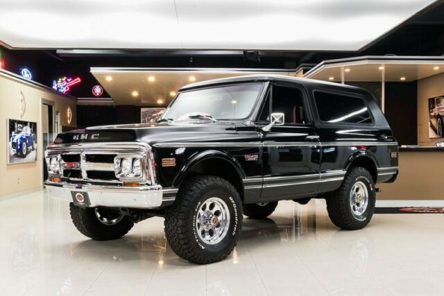 GMC Jimmy 1971 image number 25