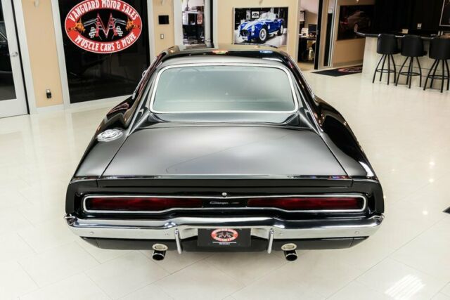 Dodge Charger 1970 image number 13