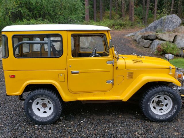 Toyota Land Cruiser 1975 image number 30