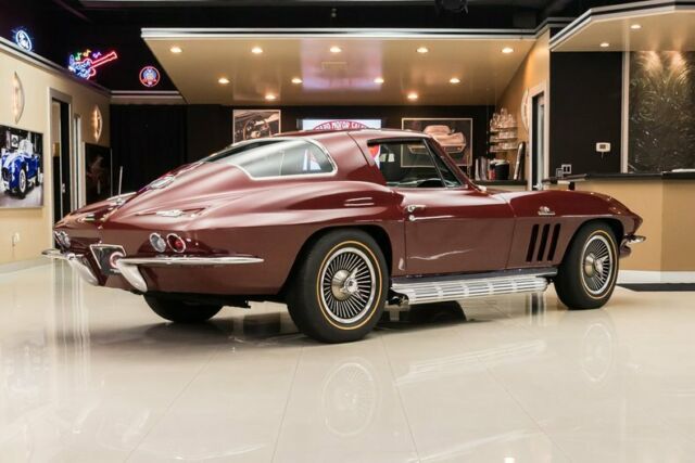 Chevrolet Corvette 1966 image number 10