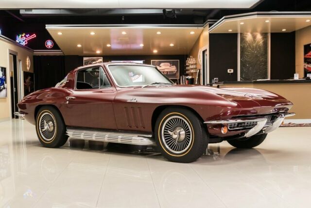 Chevrolet Corvette 1966 image number 31