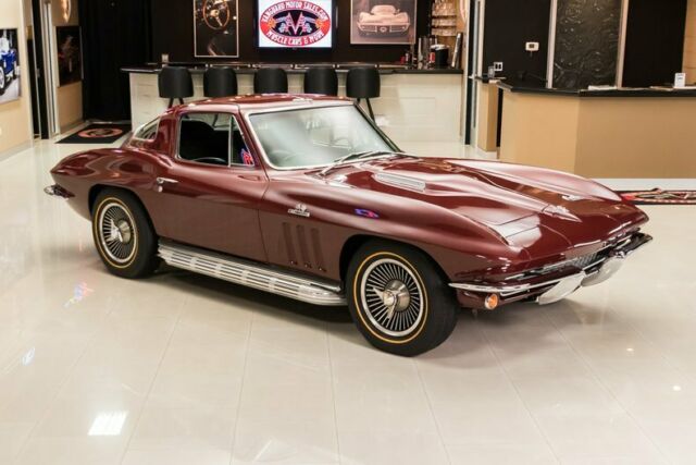 Chevrolet Corvette 1966 image number 32