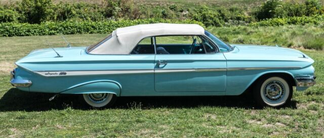 Chevrolet Impala 1961 image number 14