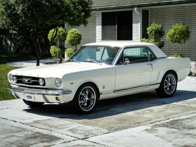 Ford Mustang 1966 image number 1