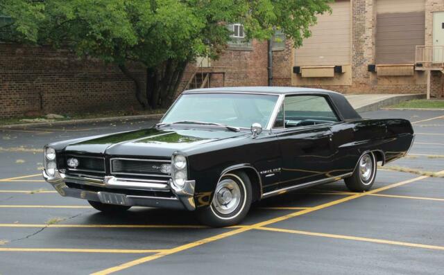 Pontiac Grand Prix 1964 image number 1