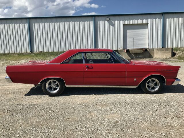 Ford Galaxie 1965 image number 25