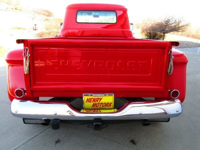 Chevrolet 1 Ton Chassis-Cab 1955 image number 28