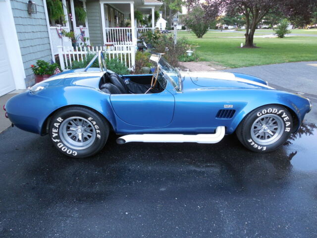 Replica/Kit Makes AC Cobra 1966 image number 3