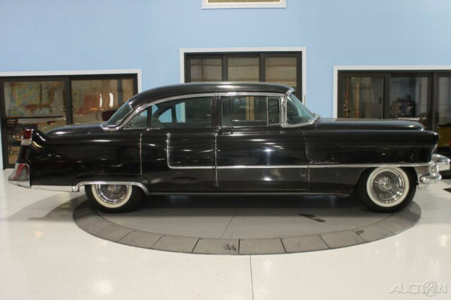 Cadillac Series 62 1955 image number 29