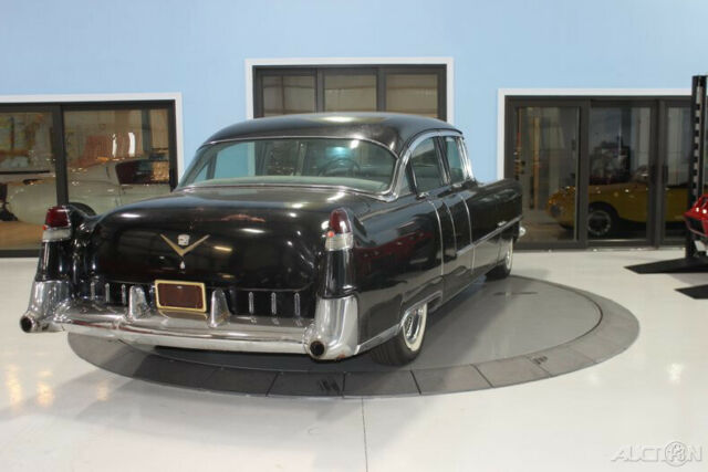 Cadillac Series 62 1955 image number 4