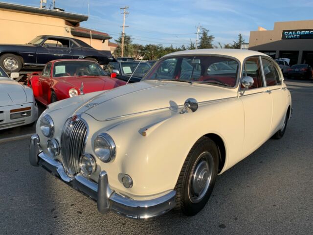 Jaguar Mk 2 3.4 1963 image number 2