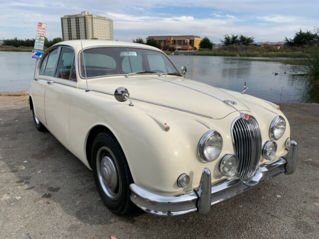 Jaguar Mk 2 3.4 1963 image number 27