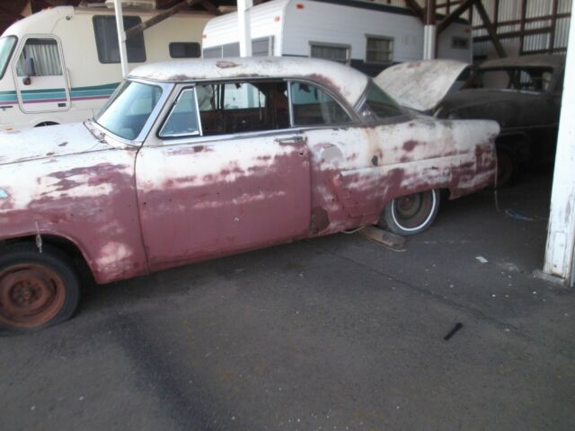 Ford Victoria 2 door Hardtop Coupe 1953 image number 20