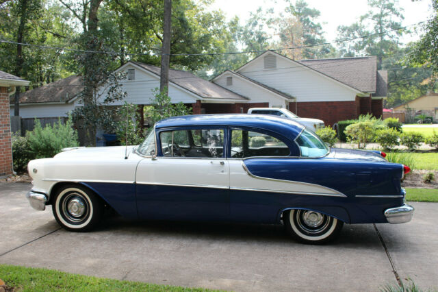 Oldsmobile Eighty-Eight 1955 image number 24