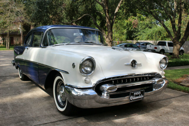 Oldsmobile Eighty-Eight 1955 image number 39