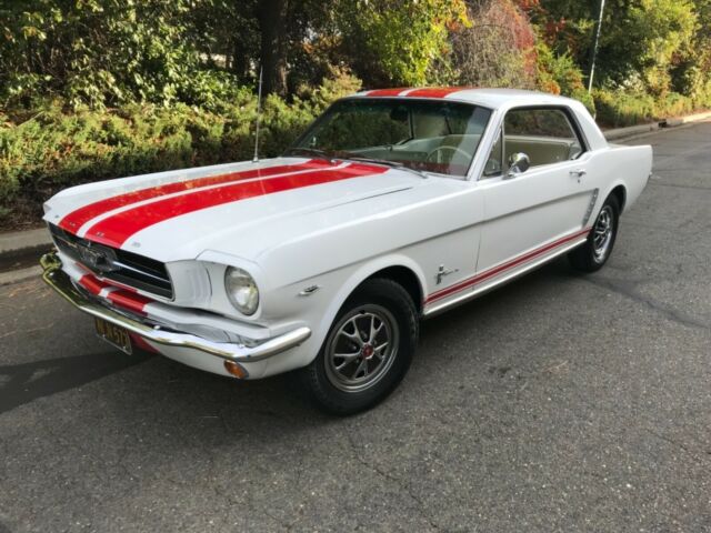 Ford Mustang 1965 image number 0