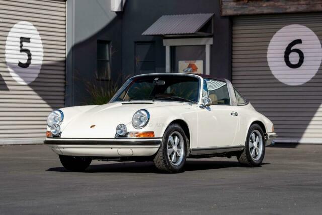 Porsche 911 1971 image number 0