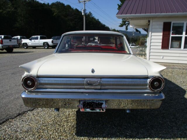 Ford Fairlane 1963 image number 30