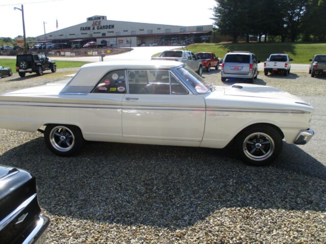 Ford Fairlane 1963 image number 34