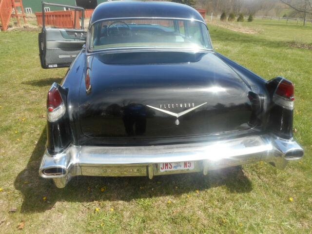 Cadillac Fleetwood 1956 image number 23