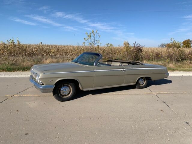 Chevrolet Impala 1962 image number 0