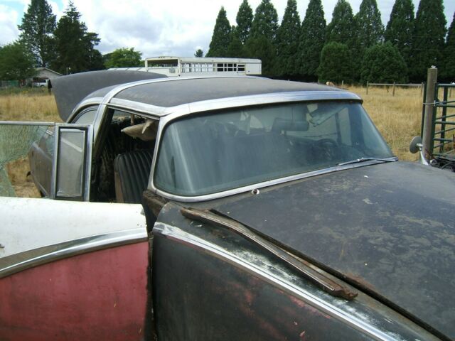 Ford Crown Victoria 1956 image number 37