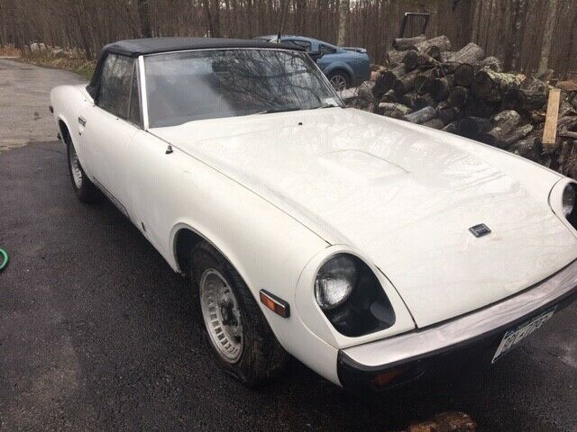 Jensen Healey MK II 1974 image number 0