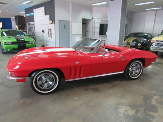 Chevrolet Corvette 1966 image number 26