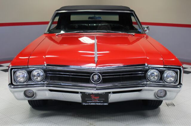 Buick Wildcat Convertible 1965 image number 10