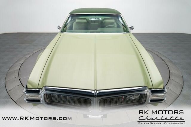 Oldsmobile Toronado 1969 image number 15